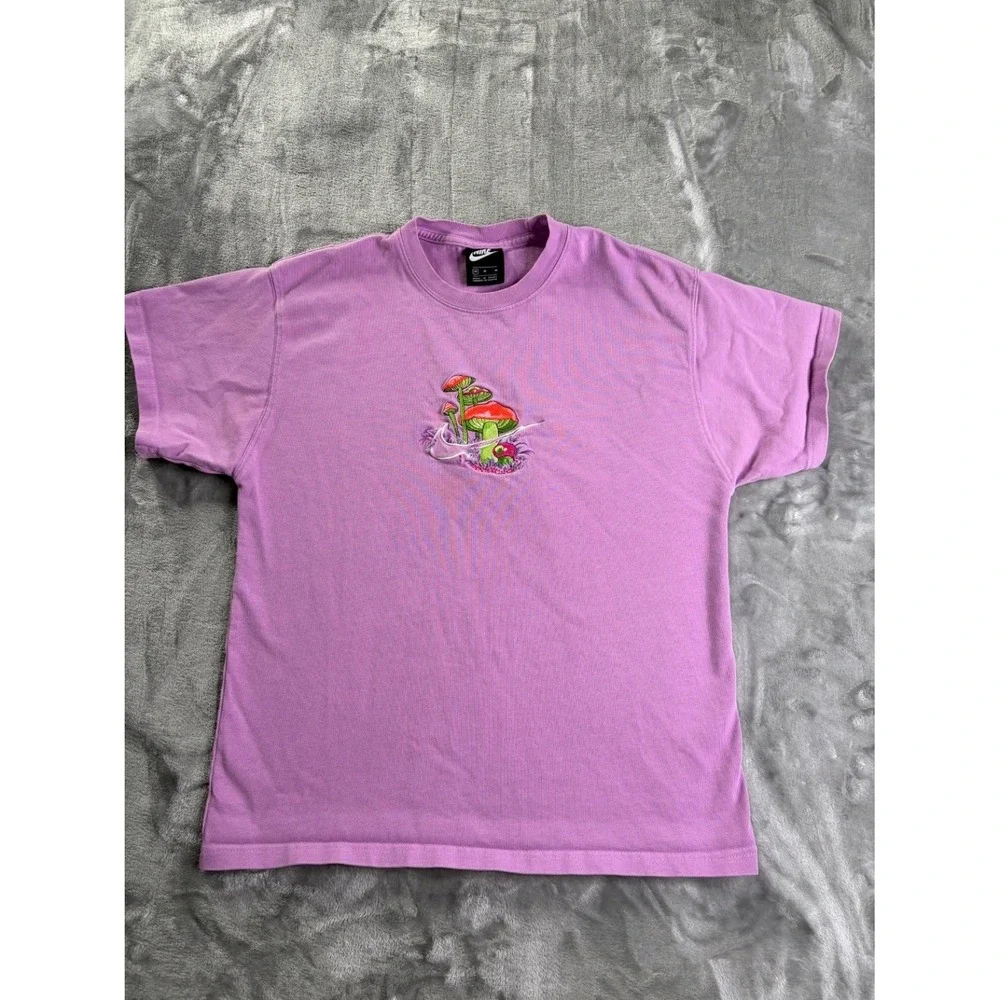 Nike Mushroom Swoosh Graphic Tee Men's T-Shirt M Purple Embroidered‎